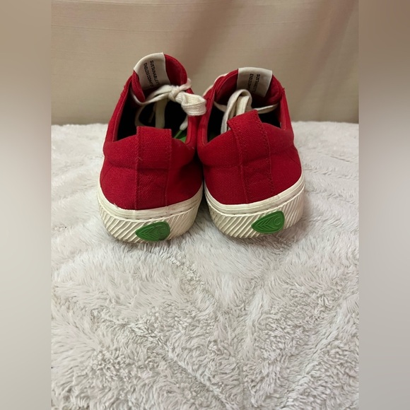 Cariuma OCA Low Red Canvas Sneakers – Women’s 10 / Men’s 8.5 - Picture 4 of 6